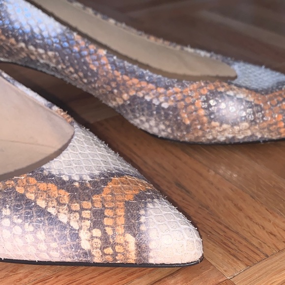 Stuart Weitzman Kitten Heel Neutral Snakeskin Patterned Pumps Women’s 7 - Picture 7 of 14